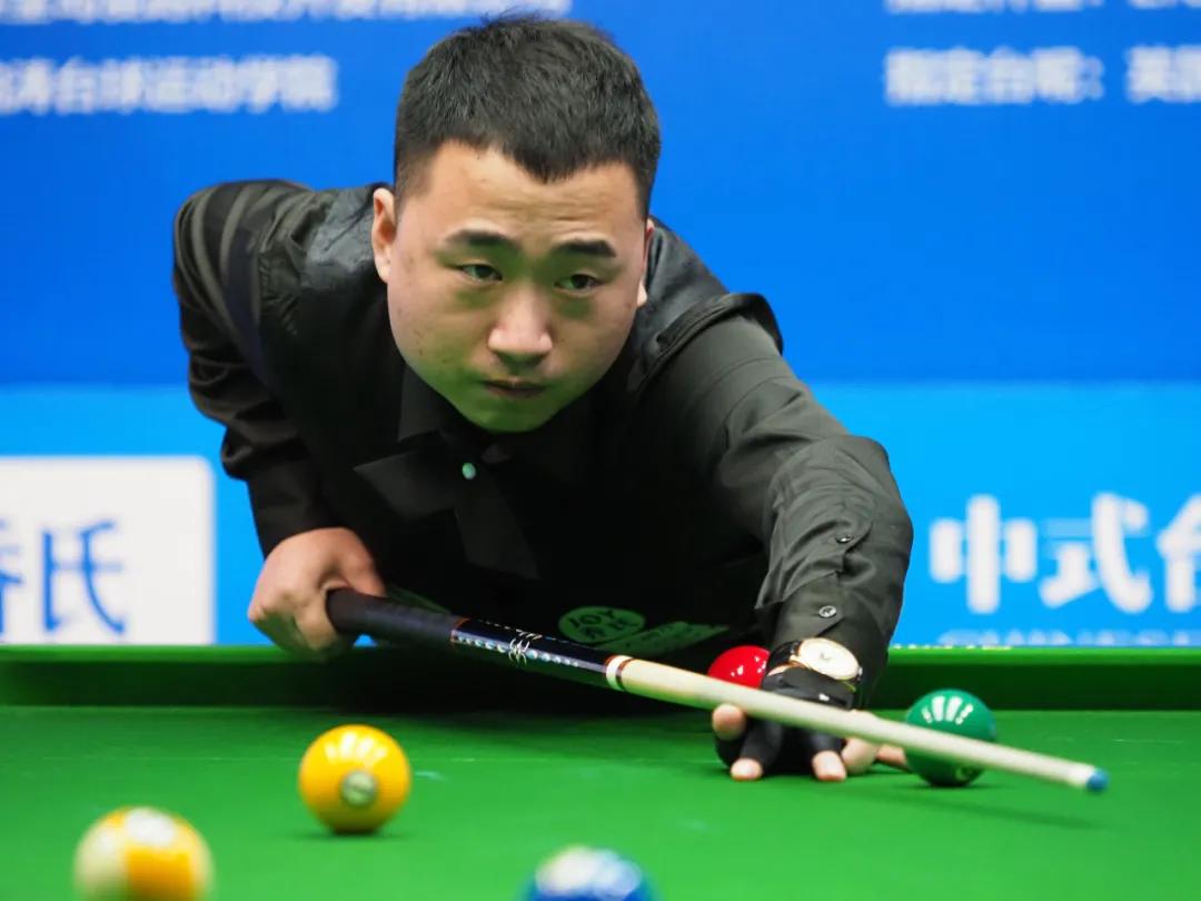 他距离个人 他距离个人