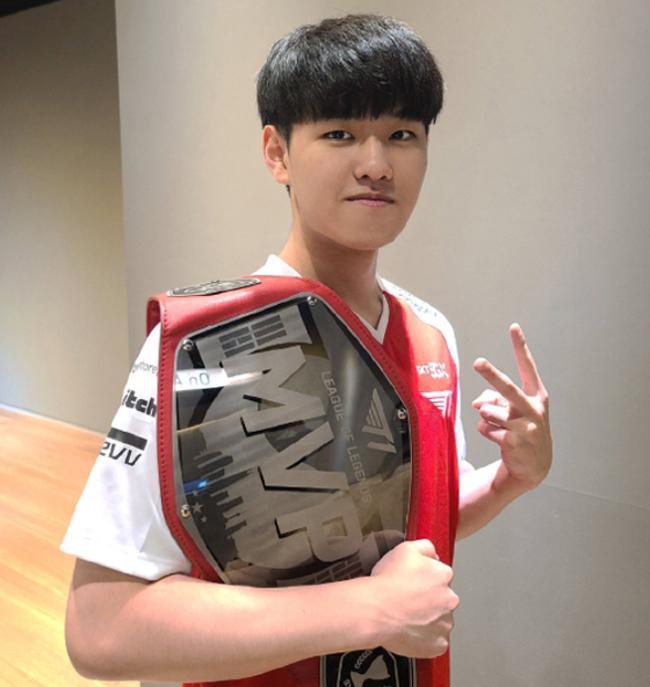 本届比赛将 本届比赛将