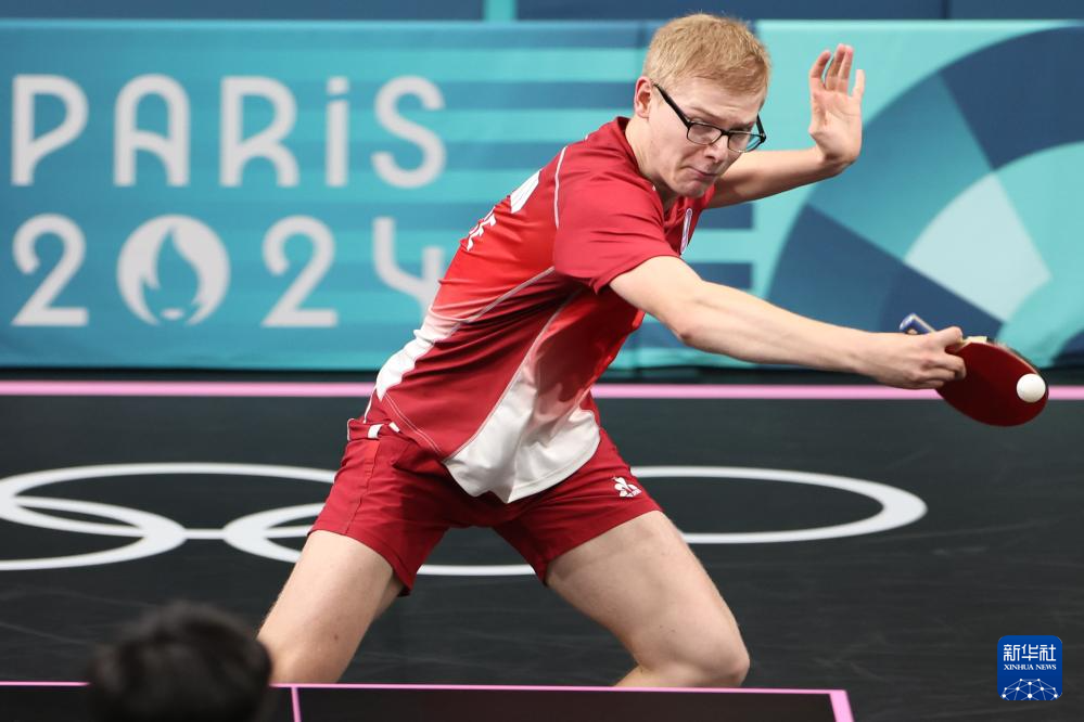 他多次通过 他多次通过