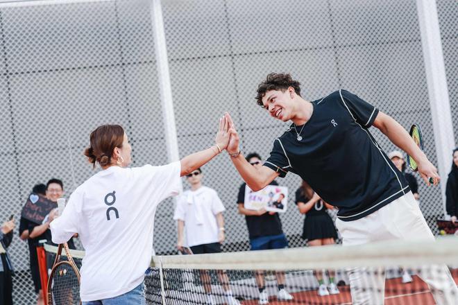 团队配合不 团队配合不