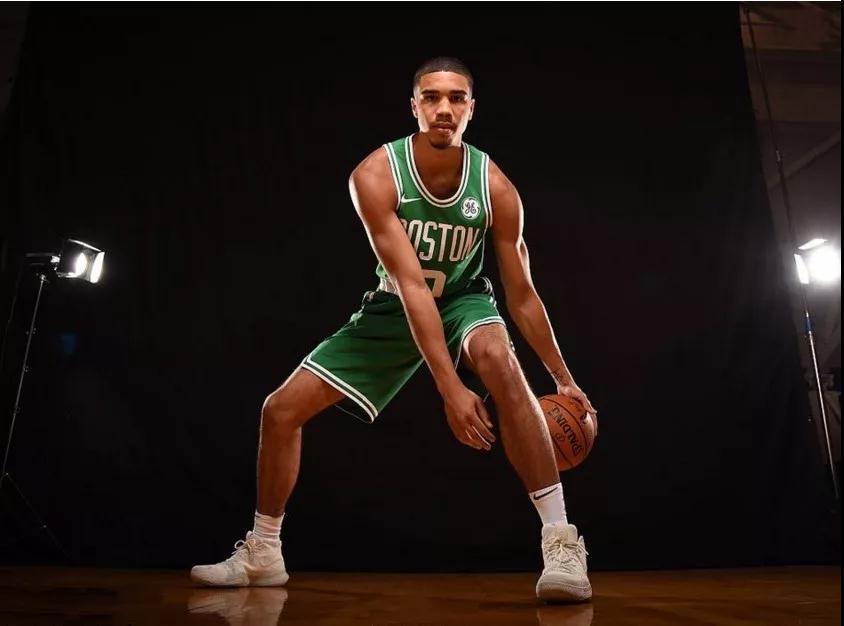 从商业层面 从商业层面